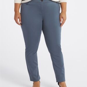 Violets and Roses Harrietta Mid Rise Skinny Pant